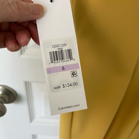 Mustard Yellow Shift Dress - Picture 4 of 6